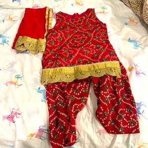 Beautiful Salwar Kameez for toddler girls. Worn couple of times only.